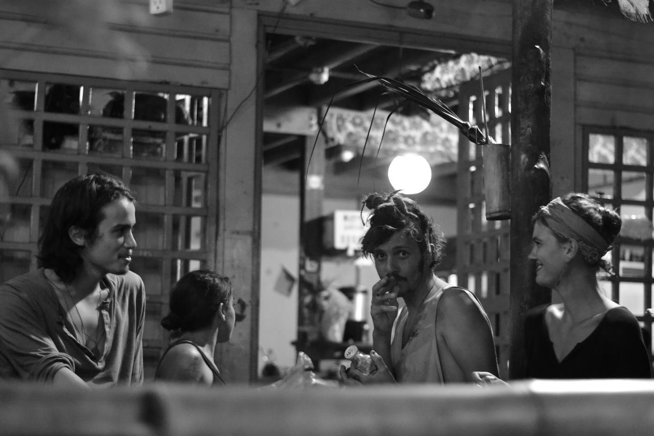 Coconut Hostel Bocas Town Екстериор снимка
