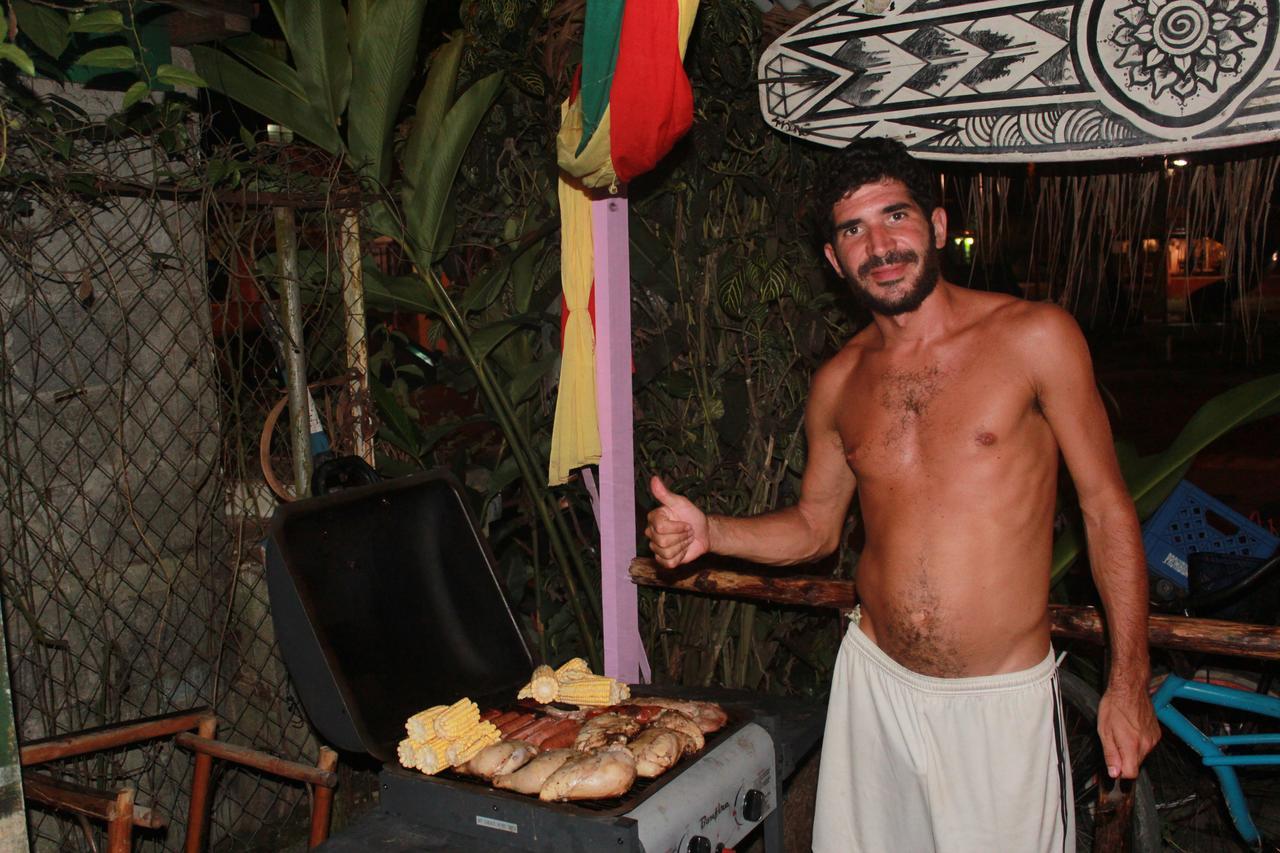 Coconut Hostel Bocas Town Екстериор снимка