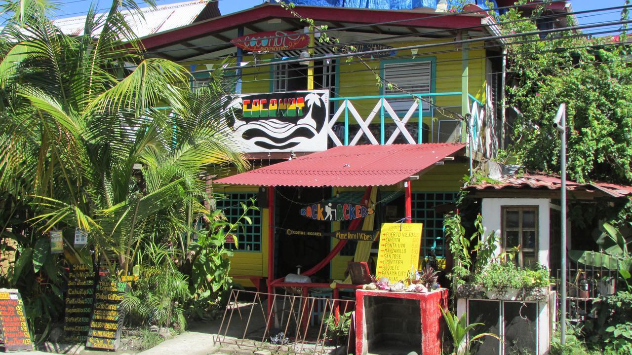Coconut Hostel Bocas Town Екстериор снимка