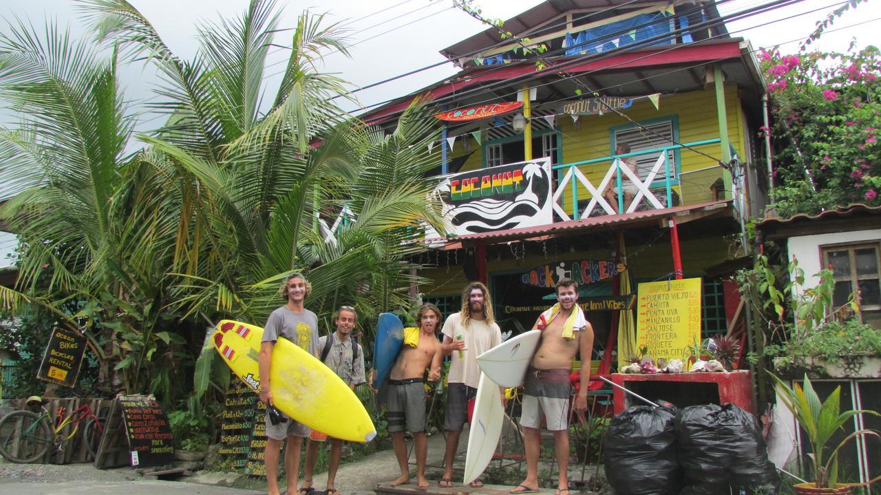 Coconut Hostel Bocas Town Екстериор снимка